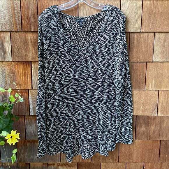 EUC Eileen Fisher Black & White Stretch Knit Long Sleeve Sweater - Women's XL - Picture 2 of 9